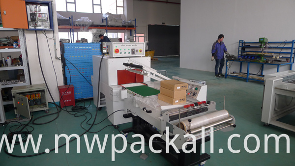 semi-auto L type sealing cutting packing machine with thermo shrink tunnel